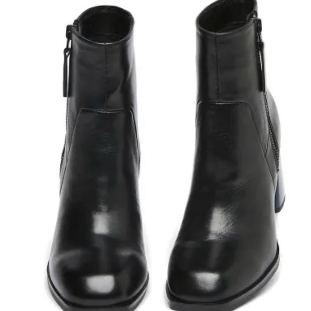 Gstar boots, great condition, worn on set